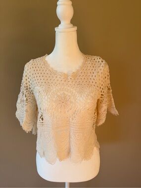Rebellion Beige Crochet Lace Short-Sleeve Blouse
